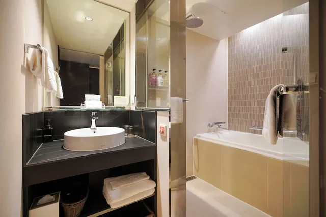 غرفة بسريرين منفصلين في طابق مرتفع، Solaria Nishitetsu Hotel Seoul Myeongdong 7/10