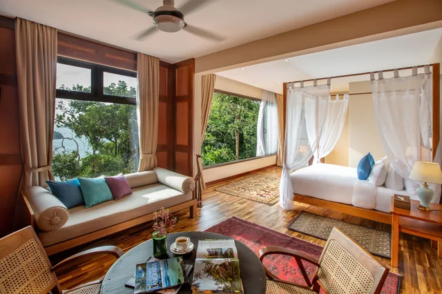 فيلا فاخرة بسريرين منفصلين وسريرين كينج بإطلالة على البحر بـ3 غرف نوم بمسبح خاص، Ambong Pool Villas 6/10