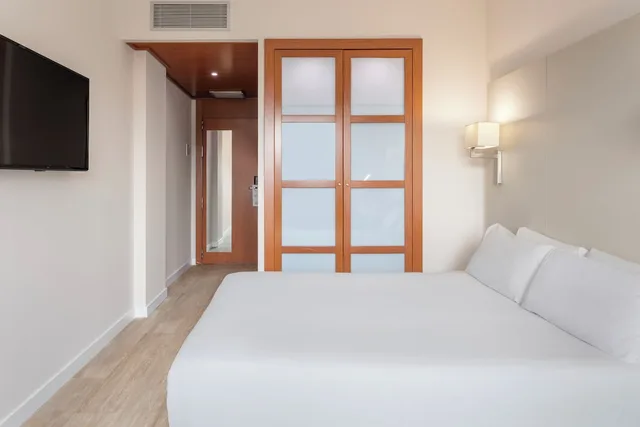 غرفة بسرير كوين، B&B HOTEL Granada Estacion 2/4