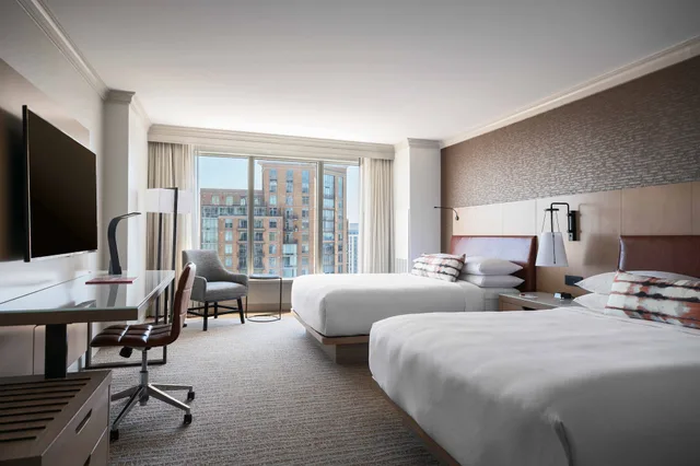 غرفة بسريرين كوين بإطلالة على المرفأ، Baltimore Marriott Waterfront 1/3