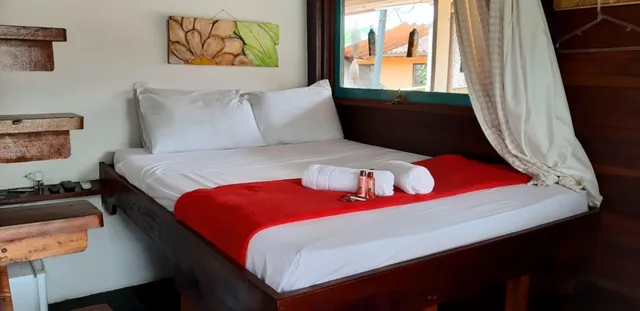 غرفة أساسية بسرير مزدوج أو سريرين منفصلين بإطلالة على البحر، Sereia Do Mar Hostel 3/3