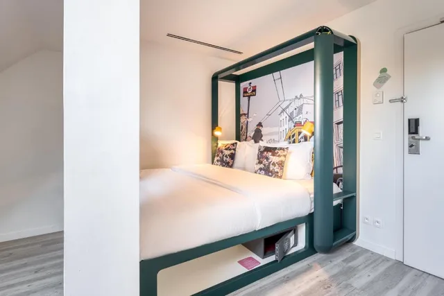 غرفة قياسية بسرير مزدوج، B&B Hotel Brussels Centre Louise 2/2
