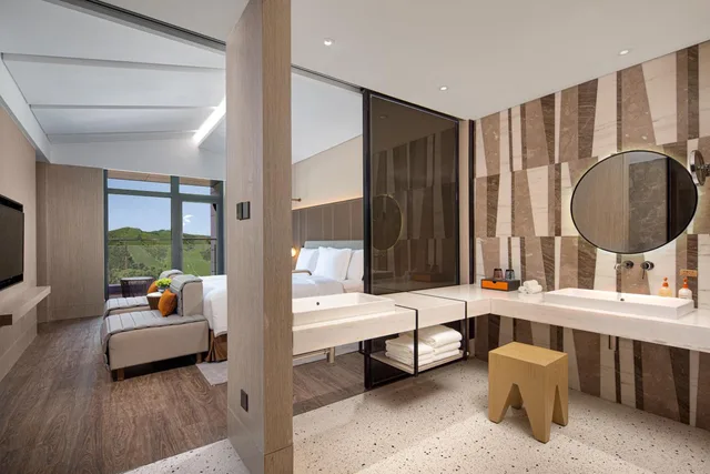 1 Bedroom, Suite, Lounge Access, Crowne Plaza CHONGLI RESORT 3/6