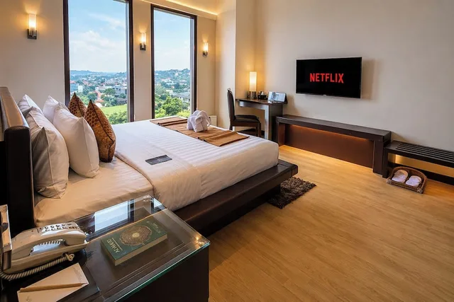غرفة كلوب تنفيذية بسرير كوين للمدخنين، Hotel Grand Candi Semarang 4/5