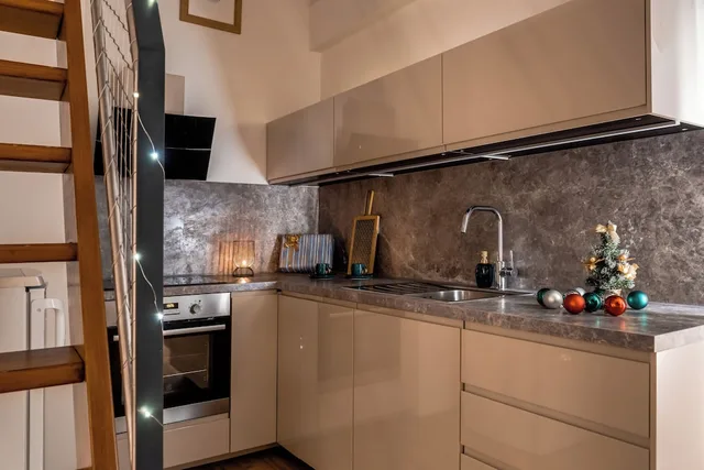 استوديو ديلوكس بسريرين كوين، Louren Apartments 5/5