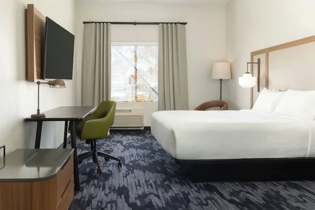 غرفة بسرير كينج، Wingate By Wyndham Spokane 1/4