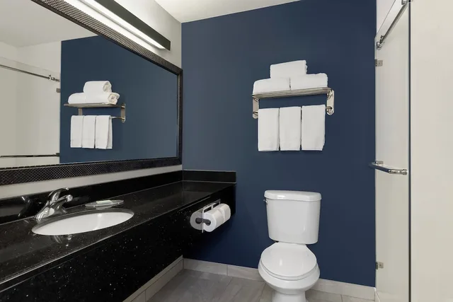 غرفة بسريرين كوين لذوي الإعاقة، Fairfield Inn And Suites Minneapolis St Paul Roseville 2/2