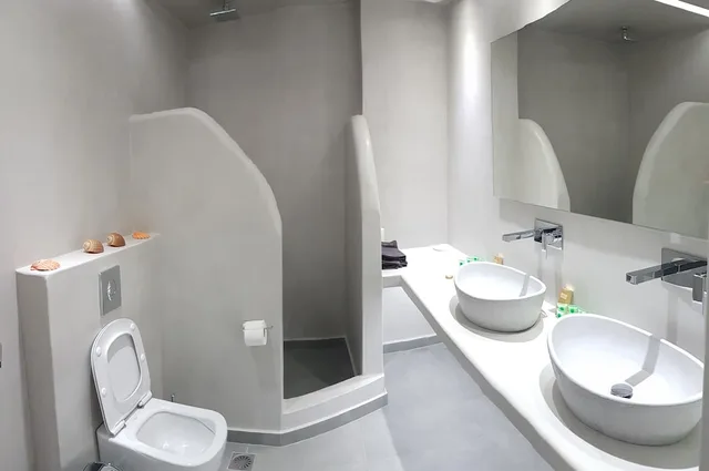 3 Bedrooms, Villa, 2 Double and Twin Beds, Hot Tub، Casa Bella 4/4