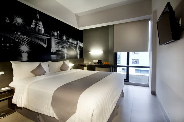 Standard, Twin Beds, Hotel Neo Tendean 4/6