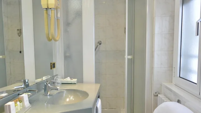 غرفة بسرير مزدوج، Ih Hotels Milano Ambasciatori 8/8