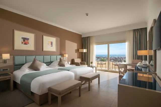Premium, Triple, Beach Front، Cleopatra Luxury Resort Makadi Bay-Adults Only 16 2/3