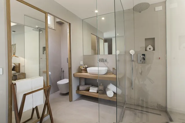 غرفة كلاسيكية بسرير مزدوج بإطلالة على الحديقة بشرفة، Maya Beach Resort 7/7