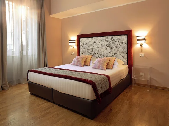 شقة سوبيريور بسرير مزدوج بإطلالة على المدينة بشرفة بغرفة نوم واحدة مع أريكة، Residence Trianon Borgo Pio 3/5