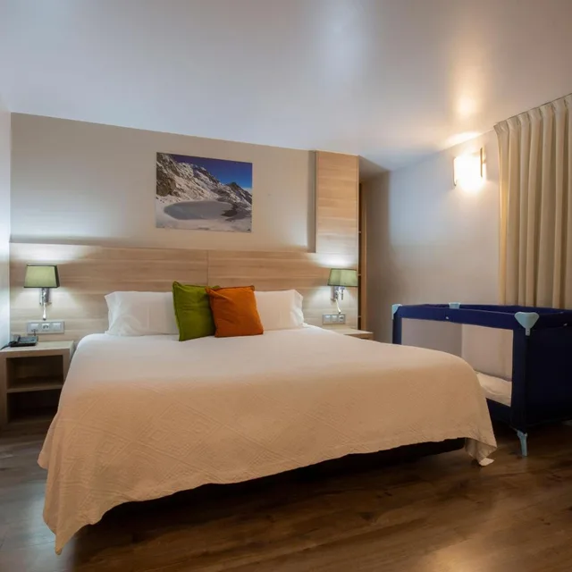 غرفة ثلاثية، Hotel Del Pui 4/10