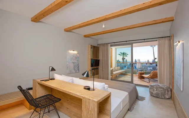 Deluxe, Queen Bed, Sea View, Plunge Pool، Day One Beach Resort and Spa 1/6