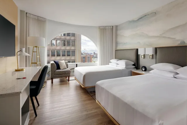 غرفة ديلوكس بسرير كينج، Marriott Chateau Champlain 4/10