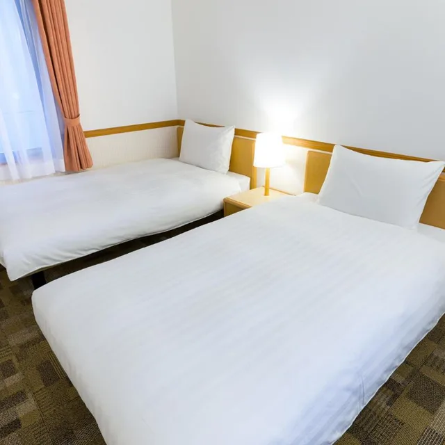 غرفة بسريرين منفصلين، Toyoko Inn Kofu-eki Minami-guchi No.2 1/7