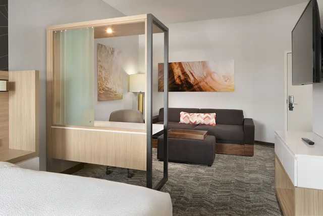 جناح بسرير كينج مع سرير سحّاب إضافي، SpringHill Suites Jacksonville Baymeadows 2/4
