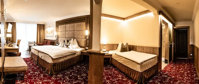 Room, Triple, 1 Queen and 1 Single Bed, Hubertushof 2/3