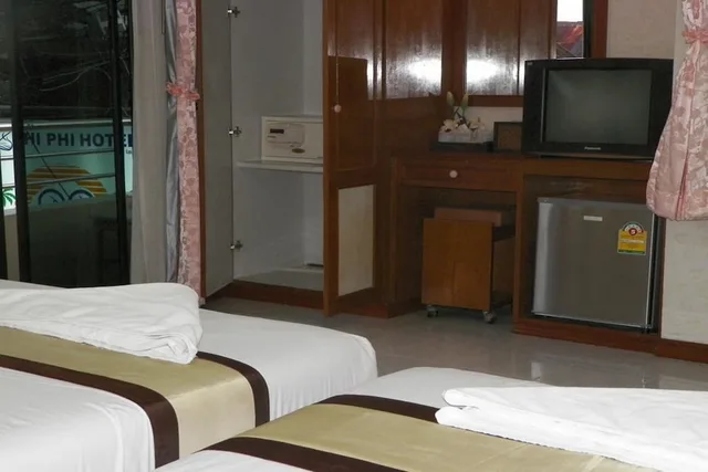 غرفة ثلاثية بسرير مزدوج وسرير فردي، Natacha Hotel 4/4