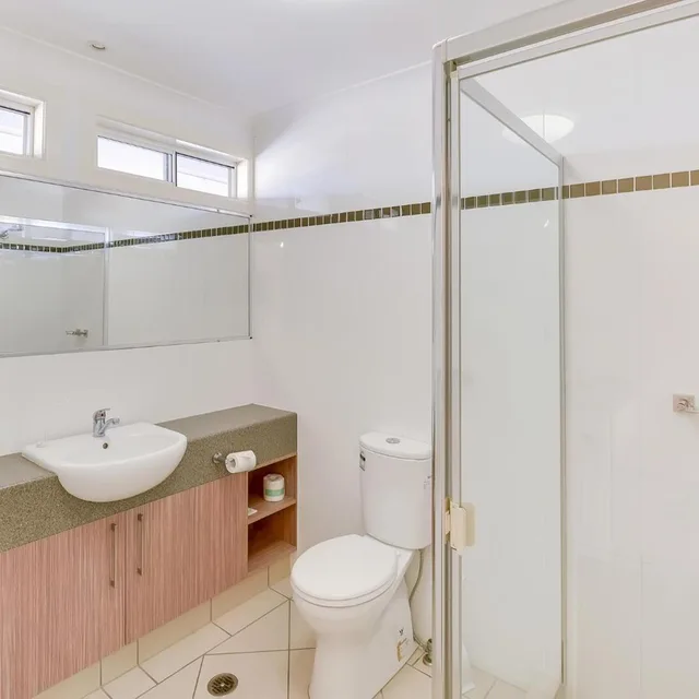 2 Bedrooms, Apartment, Nightcap at Golden Beach Tavern 7/10