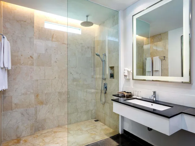 غرفة سوبيريور بسرير كينج، Novotel Palembang Hotel & Residence 5/6
