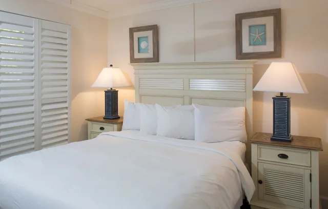 غرفة بإطلالة على الفناء بغرفة نوم واحدة، Sundial Beach Resort 1/4