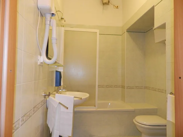 غرفة ثلاثية، Hotel Antico Distretto 2/6