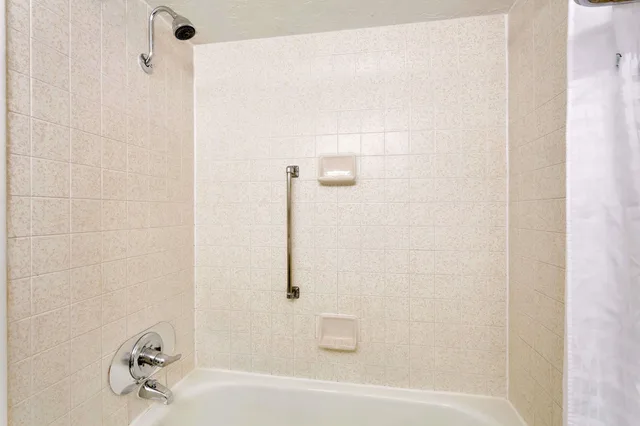 غرفة بسريرين كوين، Ramada By Wyndham Provo 6/6