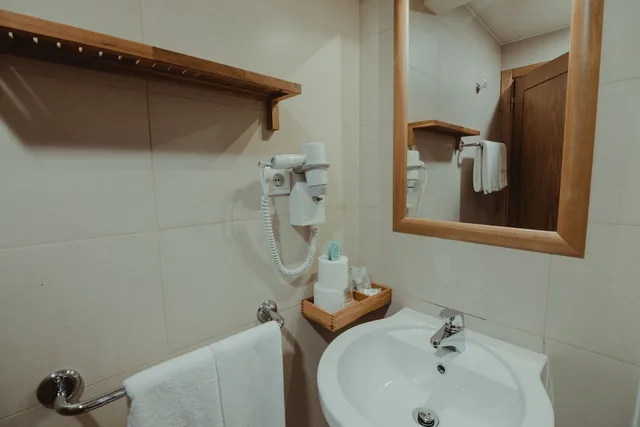 غرفة ثلاثية بثلاثة أسرّة، Hotel Albergaria Senhora Do Espinheiro 2/3