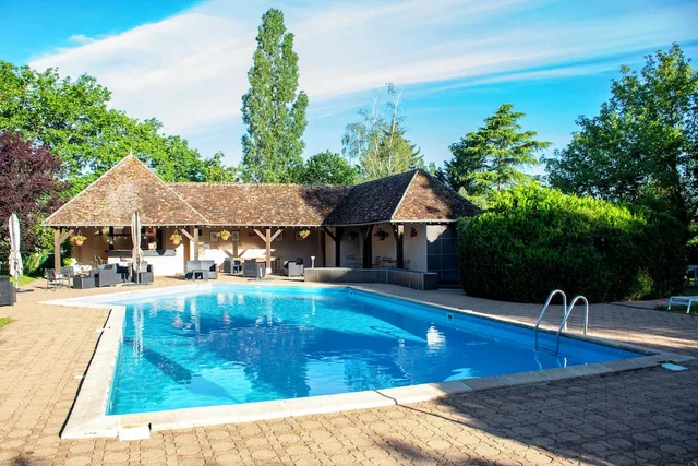 HOTEL LE RELAIS FLEURI، أوكسار 47/50