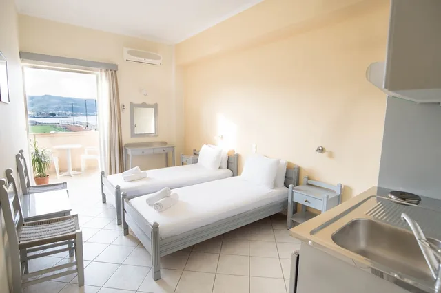غرفة كلاسيكية بسرير مزدوج أو سريرين منفصلين، Galini Beach Hotel 1/5