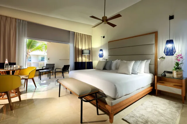 Junior Suite, 2 Double Beds, Beach Side, Sofa، Grand Palladium Palace Resort Spa Casino All Inclusive 3/6