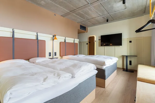 غرفة عائلية بسريرين مزدوجين، Comfort Hotel Helsinki Airport 1/2
