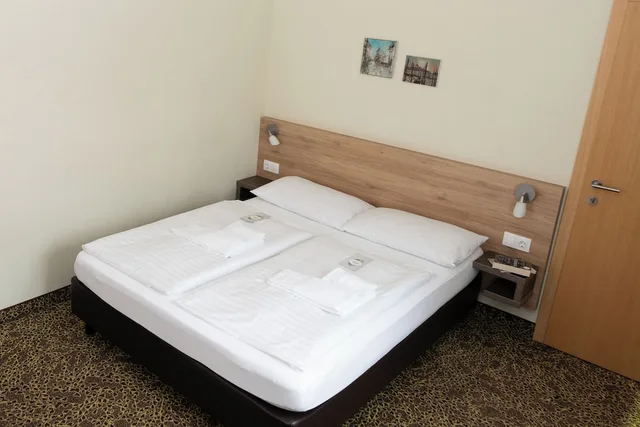 غرفة عائلية بسرير كينج وسرير كوين بغرفتي نوم، Hotel Lindenhof 3/6