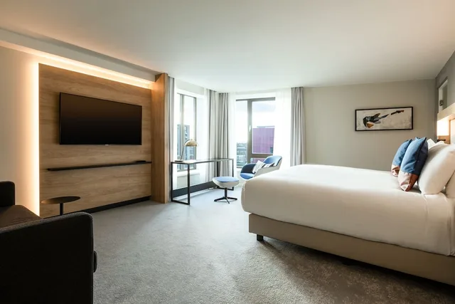 غرفة عائلية بسرير كينج مع أريكة، Courtyard by Marriott Glasgow SEC 5/8