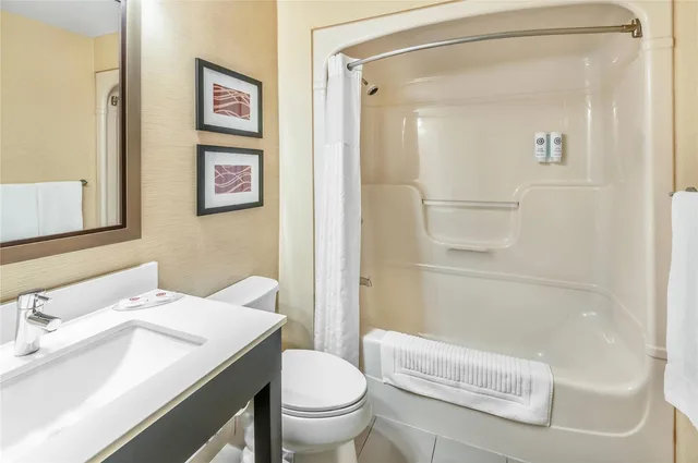 غرفة بسرير كوين، Comfort Inn Chatham 4/4