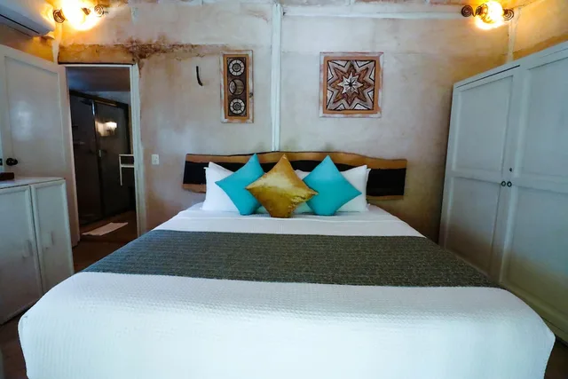 جناح بسرير كينج وسرير فردي بإطلالة على المسبح، Villa Las Estrellas 5/10