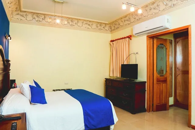 غرفة جونيور بسرير كوين، Puebla De Antano Hotel 7/10