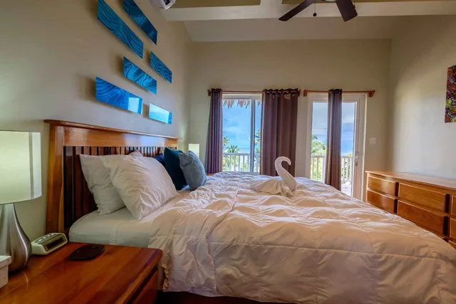 بنتهاوس ملكي بفراش فوتون وسريرين كينج بإطلالة على البحر بـ3 غرف نوم، Sapphire Beach Resort 1/3