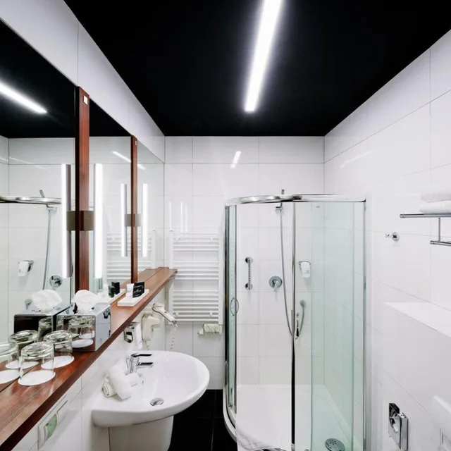 غرفة قياسية بسرير كينج، B&B Hotel Rzeszow Centrum 5/7