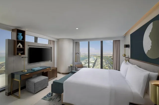 3 Bedrooms, Premier, Suite, Sea View, Conrad Bahrain Financial Harbour 1/5