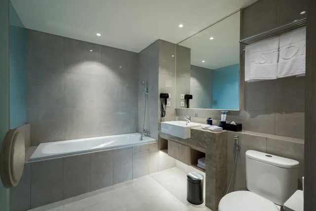جناح جونيور، Aston Bintaro Hotel and Conference Center 3/4