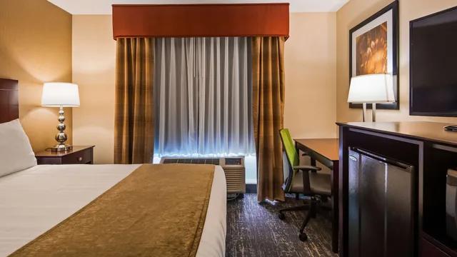 غرفة قياسية بسرير كوين لذوي الإعاقة، Best Western Braintree Inn 3/6