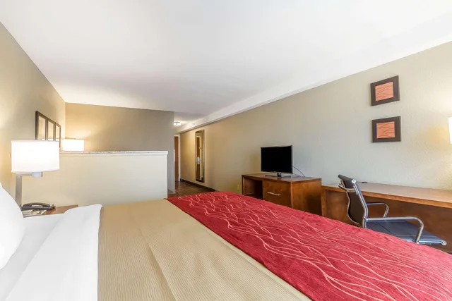 جناح بسرير كينج، Comfort Inn & Suites Rocklin - Roseville 4/7