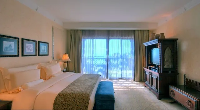 غرفة ديلوكس بسرير مزدوج بإطلالة على البحر، Jumeirah Mina Al Salam Dubai 1/1