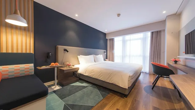 غرفة بسرير كينج لذوي الإعاقة، Holiday Inn Express Liyang Huafu 1/2