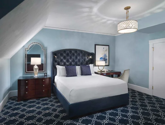 غرفة بسرير كوين، Claremont Resort & Club 1/2