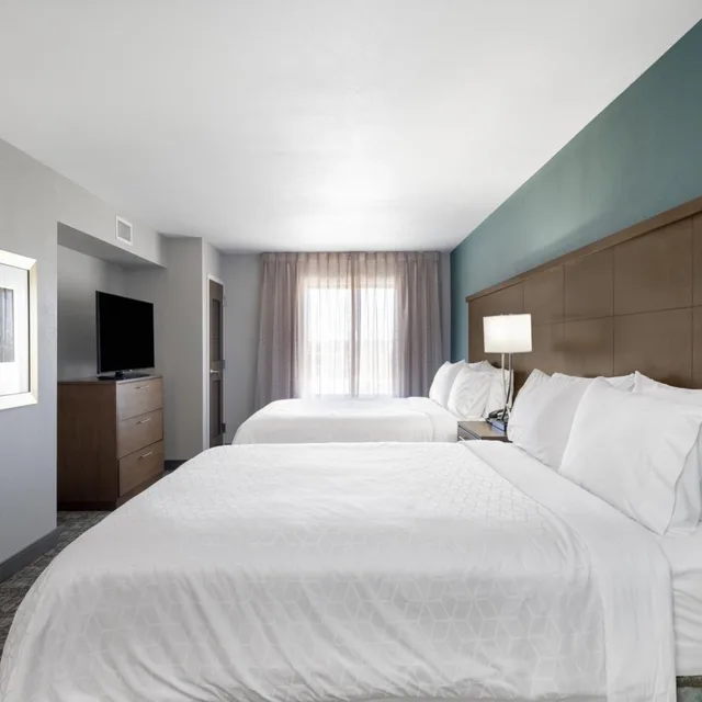 غرفة بسرير كوين لذوي الإعاقة، Staybridge Suites Sioux City Southeast 3/8