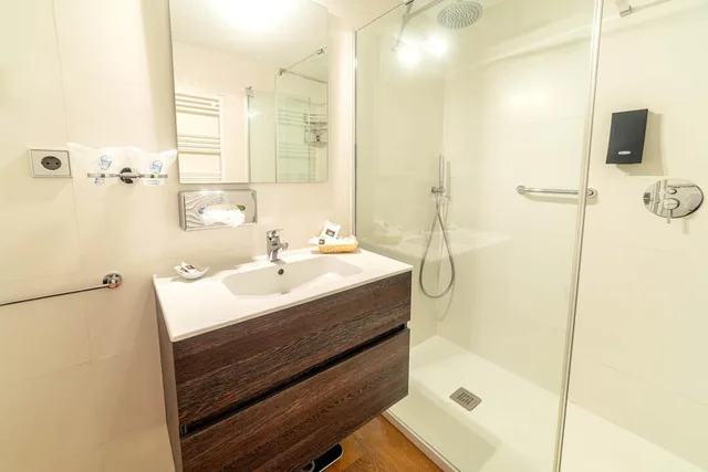 بنغل، Hotel Paradise Residencial 8/10